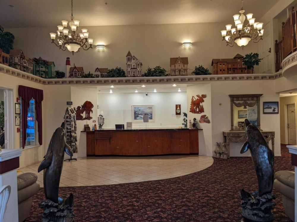 Lighthouse Inn Image 10