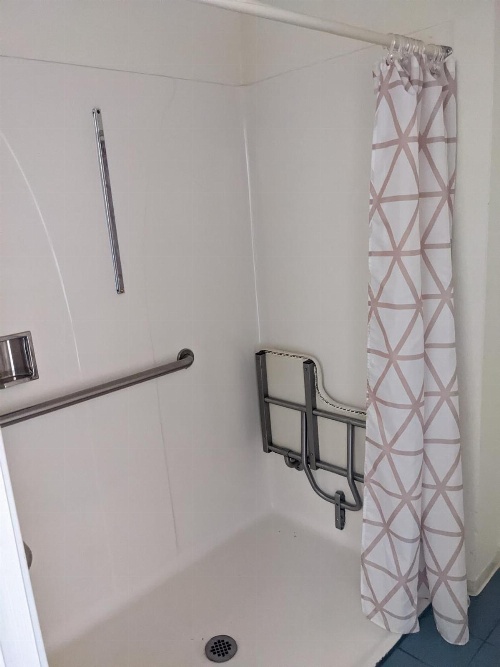 Lighthouse Inn image 4