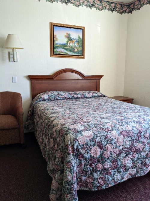 Lighthouse Inn image 41