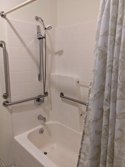 Lighthouse Inn image 5