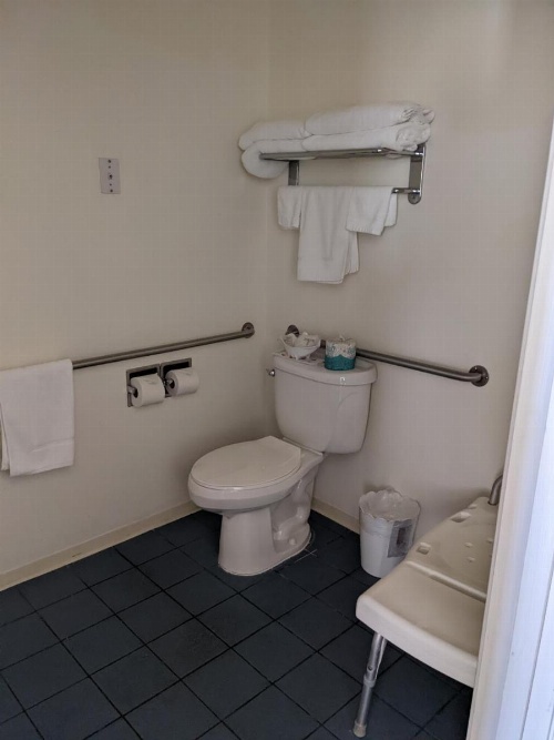 Lighthouse Inn image 7